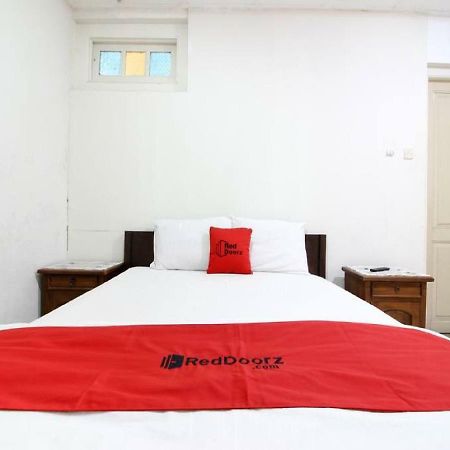 Reddoorz Syariah Near Wijilan Yogyakarta Hotel Kültér fotó