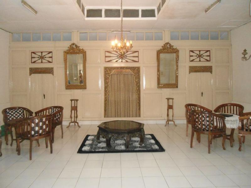 Reddoorz Syariah Near Wijilan Yogyakarta Hotel Kültér fotó