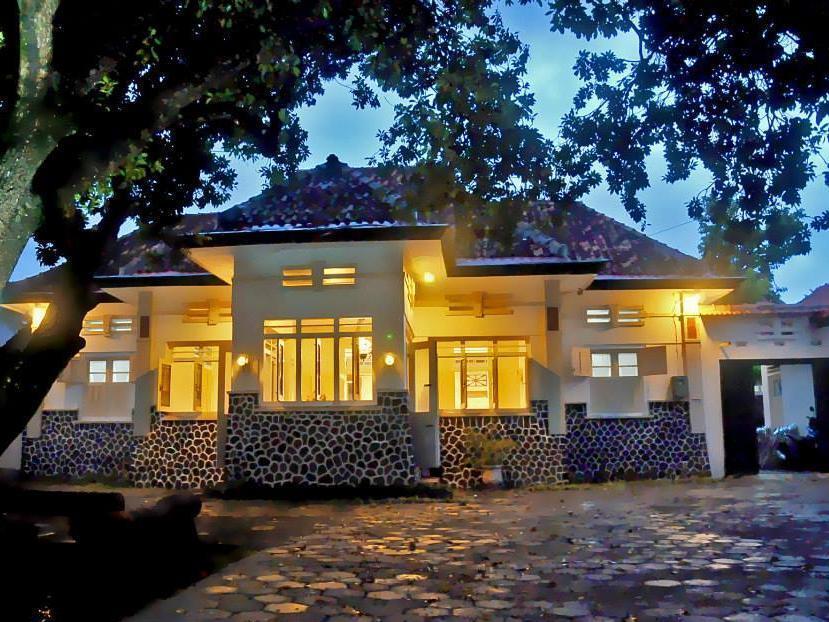 Reddoorz Syariah Near Wijilan Yogyakarta Hotel Kültér fotó
