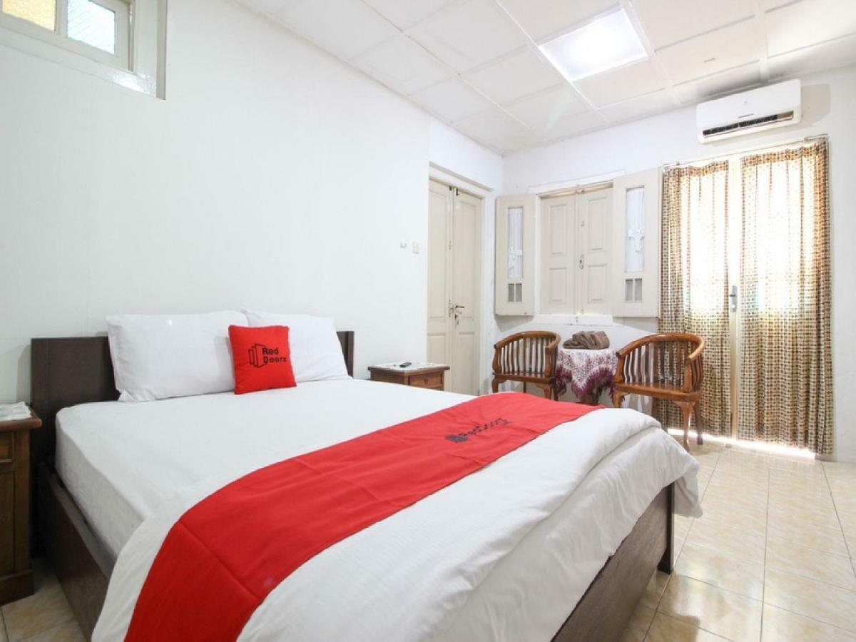 Reddoorz Syariah Near Wijilan Yogyakarta Hotel Kültér fotó
