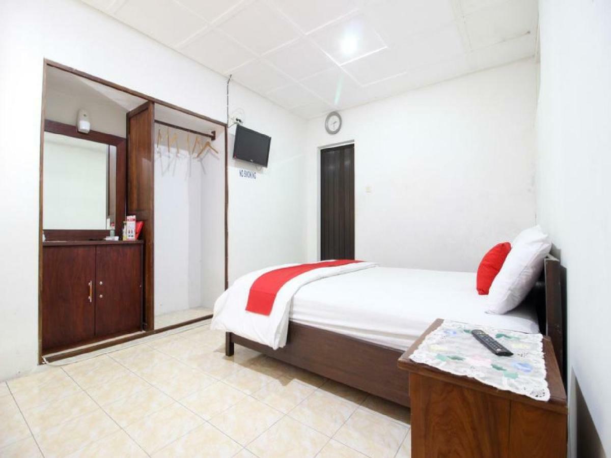 Reddoorz Syariah Near Wijilan Yogyakarta Hotel Kültér fotó